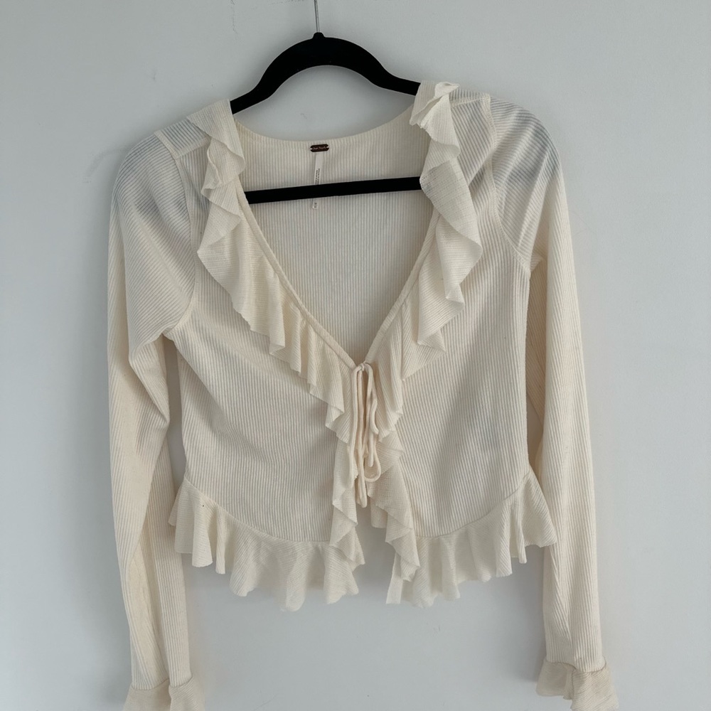 Free people cream sweater ruffle blouse